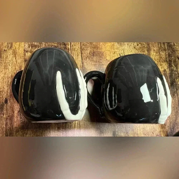 SET: 10 Strawberry Street | Skeleton Hand Ceramic Mugs - Picture 12 of 16